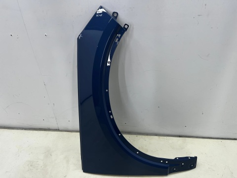 Błotnik Volvo XC40 17r.- prawy przedni prawy przód 31457584