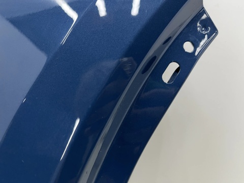 Błotnik Volvo XC40 17r.- prawy przedni prawy przód 31457584