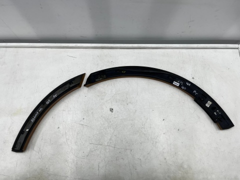 Listwa Audi Q8 4m 18r.- prawa tylna nakładka zderzaka i drzwi rant błotnika tylnego 4m8854818 4m8854820