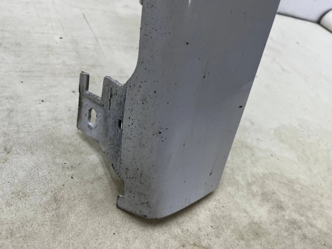 Listwa progowa BMW F46 Gran Tourer 14-22r. PRAWA nakładka progu zewnętrzna 7318852