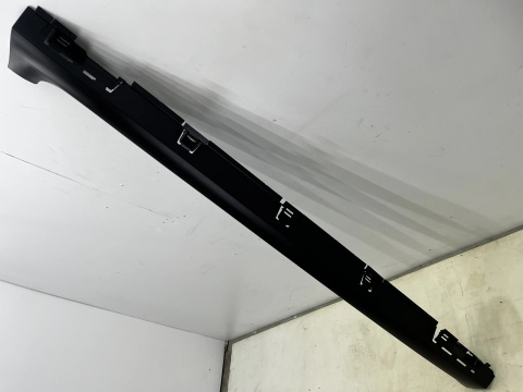 Nakładka progu Citroen C3 III 16-24r. LEWA listwa progowa zewnętrzna lewy próg 9813817480