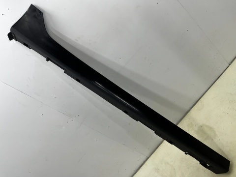 Nakładka progu Mazda 6 GH 07-12r. prawa listwa progowa zewnętrzna gs1d51p41