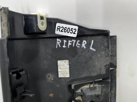 Nakładka progu Peugeot Rifter Berlingo Partner Doblo Combo E ProAce City 18r.- lewa listwa progowa zewnętrzna próg 9816461077