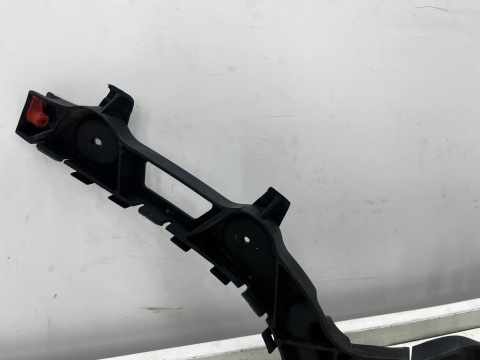 Ślizg Opel Zafira B 05-14r. prawe tylne mocowanie zderzaka wspornik uchwyt prawy tył 13125037