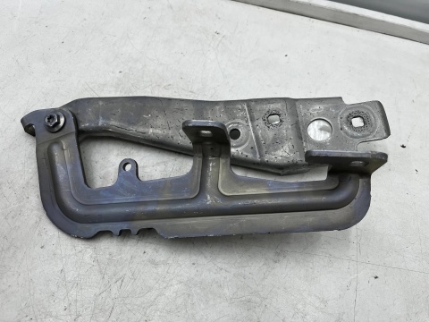 Zawias maski Mercedes w247 18-26r. Lewy zawias pokrywy silnika nowy a2478800128
