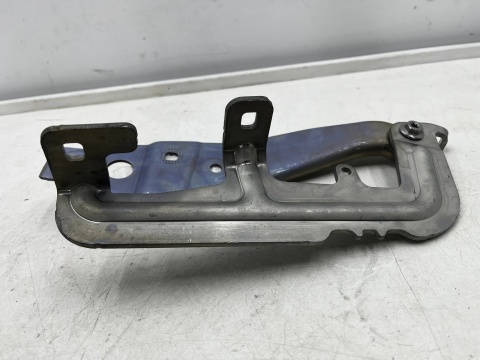 Zawias maski Mercedes w247 18-26r. prawy zawias pokrywy silnika nowy a2478800228