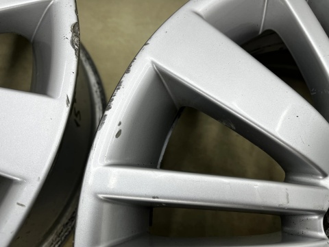 Felgi aluminiowe Fiat r15 cali 6jx15 ET43 4x100 felgi KOMPLET 51776856