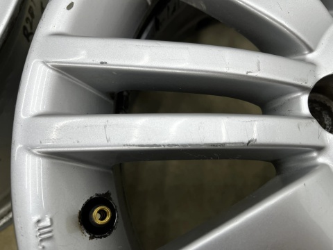 Felgi aluminiowe Fiat r15 cali 6jx15 ET43 4x100 felgi KOMPLET 51776856