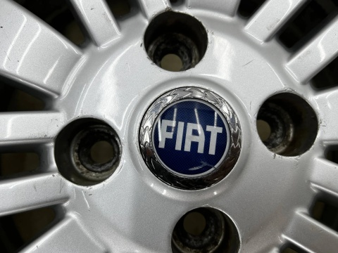 Felgi aluminiowe Fiat r15 cali 6jx15 ET43 4x100 felgi KOMPLET 51776856