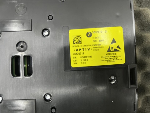 Lampka wnętrza BMW G42 G20 G80 G22 G26 G82 F90 G30 G01 NOWA lampka wnętrza oświetlenie kabiny podsufitki 5b32479
