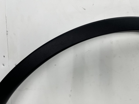 Listwa Tesla Model Y 20r.- PRAWY tylny rant nadkola błotnika nakładka prawy tył połysk 1683862-00-a 1683866-00-a