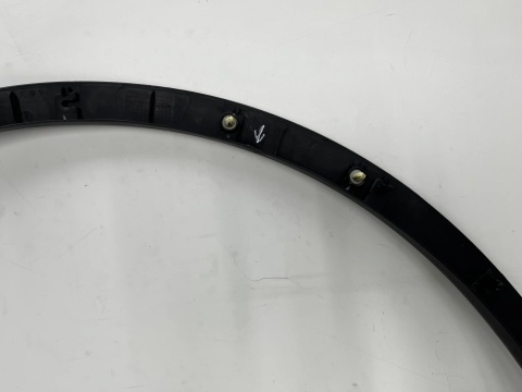 Listwa Tesla Model Y 20r.- PRAWY tylny rant nadkola błotnika nakładka prawy tył połysk 1683862-00-a 1683866-00-a