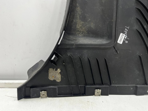 Nadkole Porsche Taycan 19r.- LEWE przednie trójkąt pod zderzak osłona lewy przód 9j0809957b