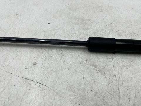 Siłownik klapy VW Caddy 3 III 2k LIFT 15-20r. NOWY oryginalny siłownik klapy bagażnika 2k5827550