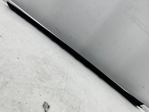 Uszczelka BMW 3 G20 G21 18r.- lewa przednia guma szyby czołowej przedniej lewy przód 51317427873
