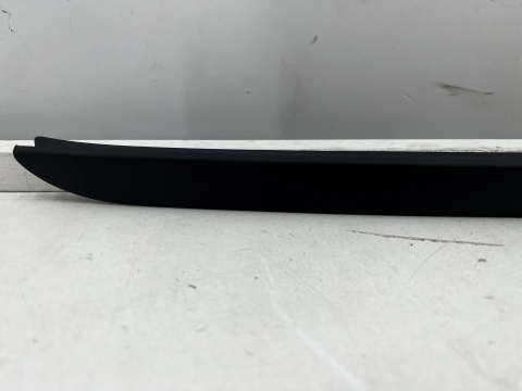 Uszczelka BMW 4 G26 Gran Coupe 21r.- prawa przednia guma szyby czołowej przedniej prawy przód 51137933088