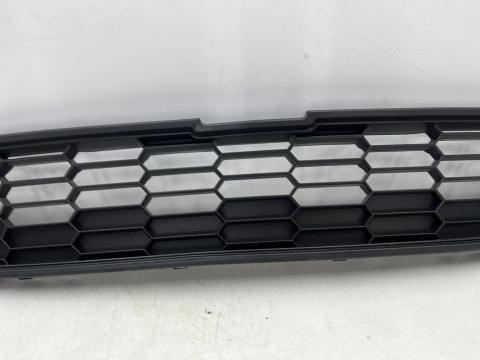 Atrapa Chevrolet Aveo T300 11-20r. grill przednia maskownica zderzaka 96692632