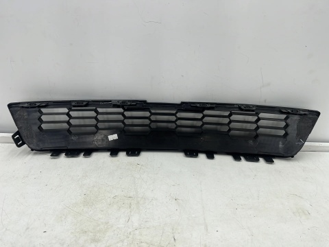 Atrapa Chevrolet Aveo T300 11-20r. grill przednia maskownica zderzaka 96692632