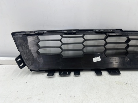 Atrapa Chevrolet Aveo T300 11-20r. grill przednia maskownica zderzaka 96692632