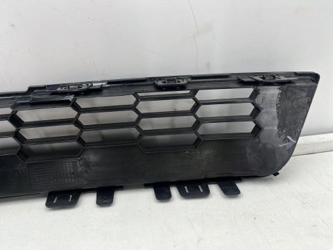 Atrapa Chevrolet Aveo T300 11-20r. grill przednia maskownica zderzaka 96692632