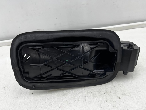 Klapka wlewu paliwa Audi A4 B9 15-24r. 8w0809906