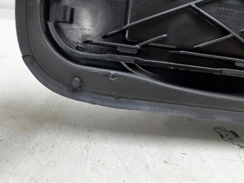 Klapka wlewu paliwa Audi A4 B9 15-24r. 8w0809906