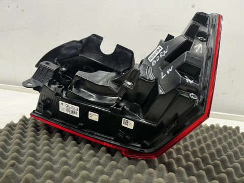 Lampa Cupra Born 21r.- lewa tylna full LED w błotnik oryginalna Europa 10e945095a