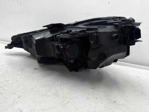 Lampa reflektor Audi A3 8y 20r.- PRAWA przednia MATRIX Europa 8y0941036f