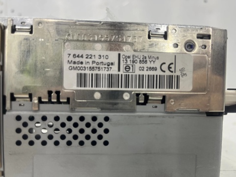 Radio Opel Zafira B 05-14r. z kodem do radia tuner fabryczny czytnik płyt panel sterowania wyświetlacz komplet 13190856
