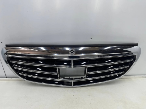 Atrapa Mercedes E-Klasa W213 16-23r. radar przednia maskownica grill A2138808902