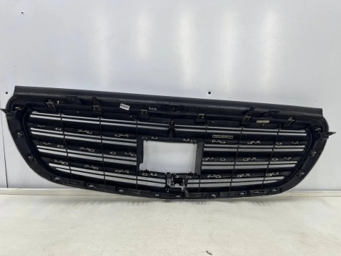 Atrapa Mercedes E-Klasa W213 16-23r. radar przednia maskownica grill A2138808902