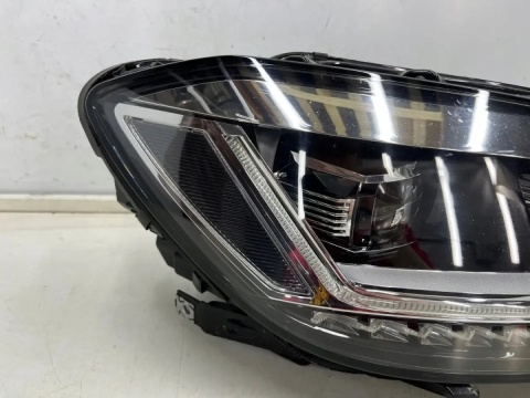 Lampa reflektor VW Touran II 5tb 15r- PRAWA przednia FULL LED EU 5tb941082a