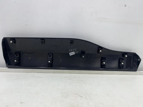 Listwa Toyota Rav4 V XA50 18-26r. prawa tylna dolna nakładka drzwi prawy tył 75077-42050