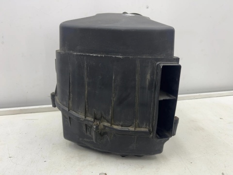 Obudowa filtra powietrza Audi A8 D3 02-10r. 3.0 TDI 4e0129620b / 059133823b
