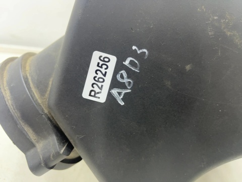 Obudowa filtra powietrza Audi A8 D3 02-10r. 3.0 TDI 4e0129620b / 059133823b