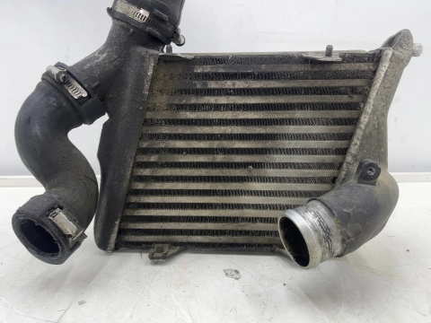 Chłodnica intercoolera Audi A8 D3 02-10r. lewy intercooler 4e0145805b
