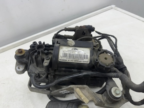Kompresor zawieszenia Audi A8 D3 02-10r. pompa zawieszenia pneumatycznego wabco 4e0616005e