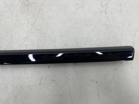 Listwa BMW X5 G05 M-Pakiet X5M F95 18-26r. NOWA prawa tylna boczna nakładka karoseryjna ozdobna obramówka szyby ShadowLine