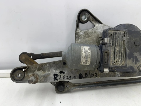 Mechanizm wycieraczek Audi A8 D3 02-10r. przedni silniczek wycieraczek szyby EUROPA 4e1955023g