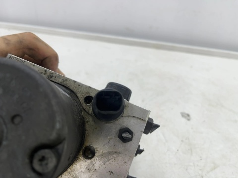 Pompa ABS Audi A8 D3 02-10r. sterownik kostka wtyczka 4e0614517bc