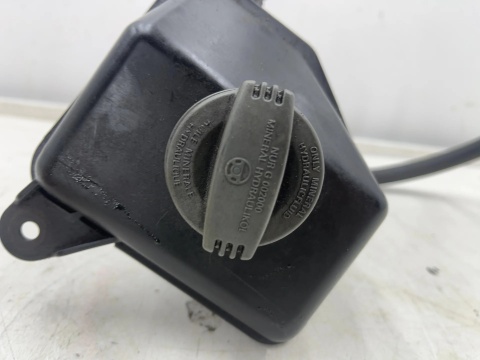 Zbiorniczek wspomagania Audi A8 D3 02-10r. zbiornik oleju 4e0422373n