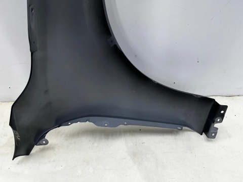 Błotnik Mazda 3 IV BP 19r.- lewy przedni lewy przód