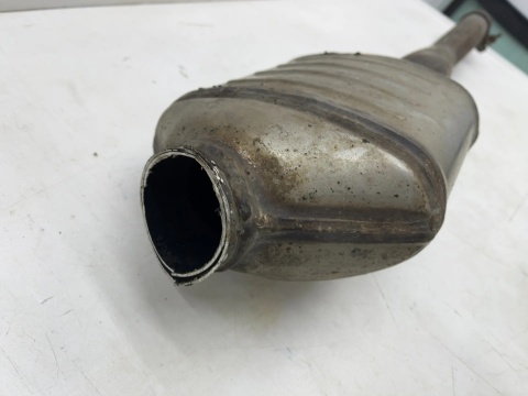Katalizator Audi A8 D3 02-10r. 3.0 TDI diesel DPF Filtr cząstek stałych oryginalny pełny nie wybity 4e0131701de