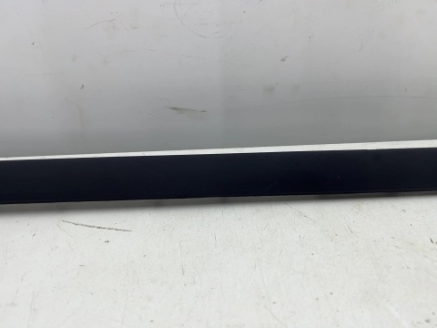 Listwa BMW X3 G01 BMW iX3 G08 17-24r. NOWA prawa nakładka zgarniająca szyby przedniej czołowej zaślepka 7399032
