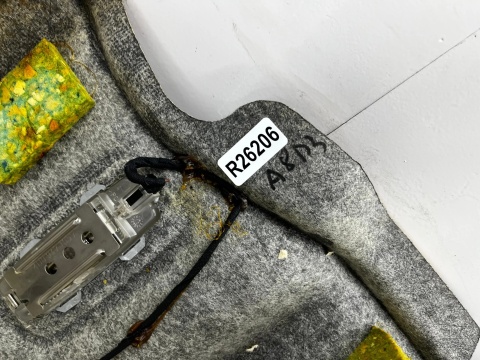 Podsufitka Audi A8 D3 02-10r. 4e0867505