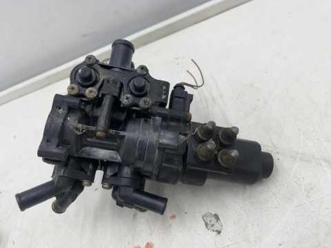Pompa wody Audi A8 D3 02-10r. pompka elektryczna elektrozawór wody 4e0959617a