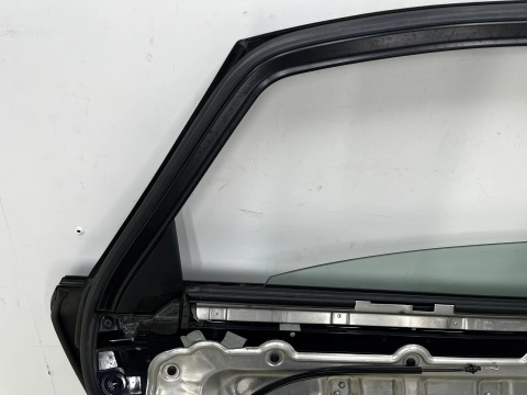 Drzwi Audi A8 D3 02-09r. lewe tylne lewy tył 4E0833419F LZ5D