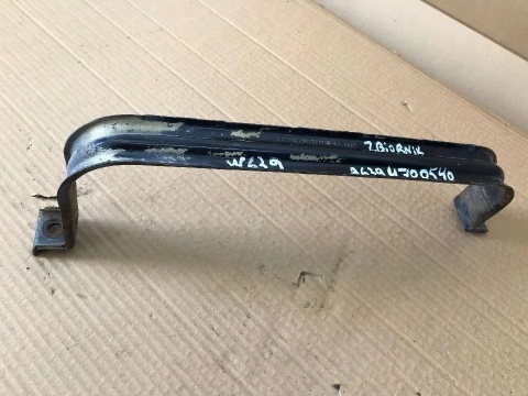 Mocowanie zbiornika Mercedes W639 Vito 03-14r. obejma uchwyt baku komplet
