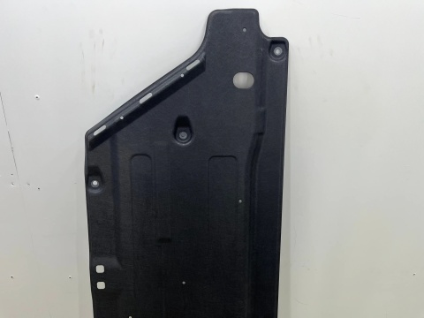 Osłona podwozia Kia Stonic Kia Rio 4 IV 17r.- NOWA prawa osłona dolna płyta boczna oryginalna 84225-h8100