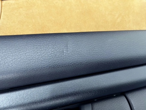 Tapicerka Audi A8 D3 02-10r. boczki drzwi KOMPLET prawy lewy tył przód